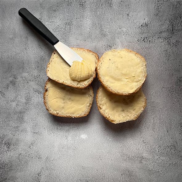 Rundstykker med smør